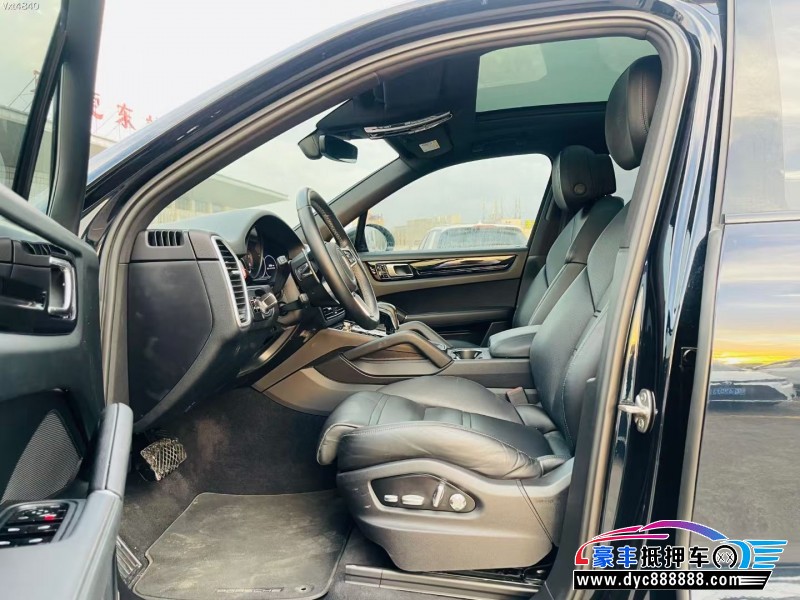 19年保时捷卡宴轿车抵押车出售