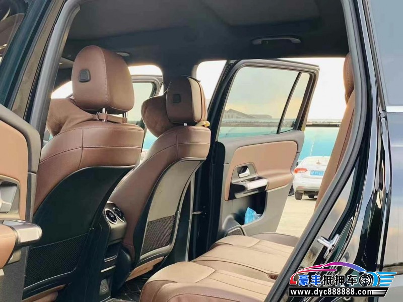 22年奔驰GLB轿车抵押车出售