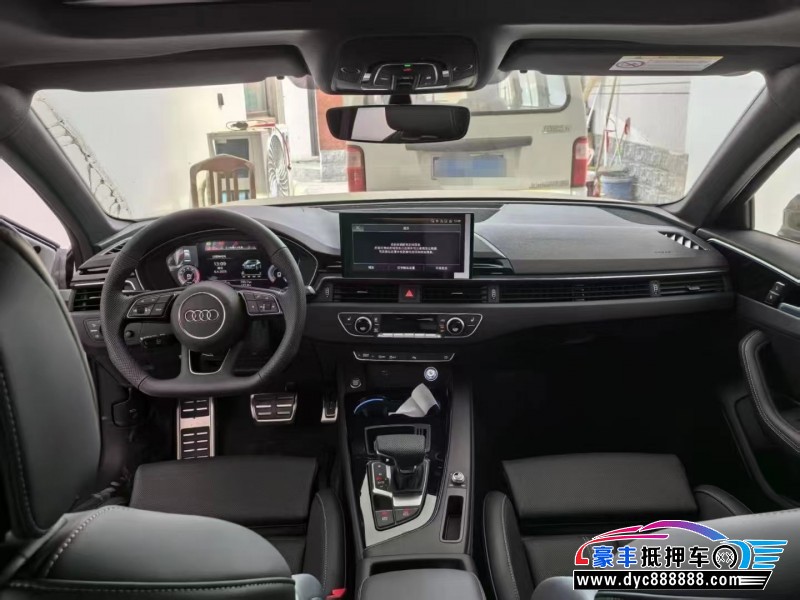 25年奥迪A4L轿车抵押车出售