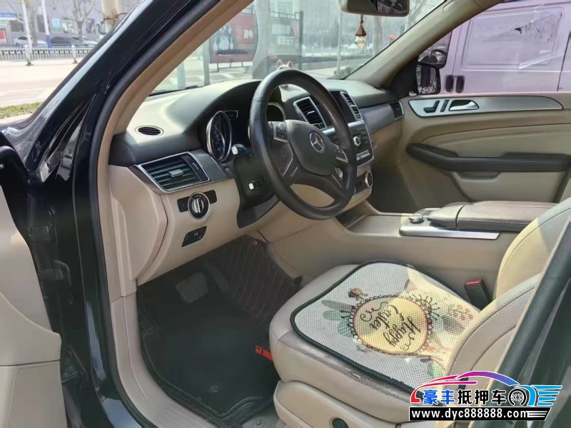 15年奔驰ML轿车抵押车出售