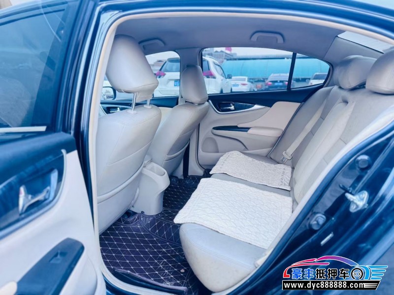 15年本田凌派轿车抵押车出售