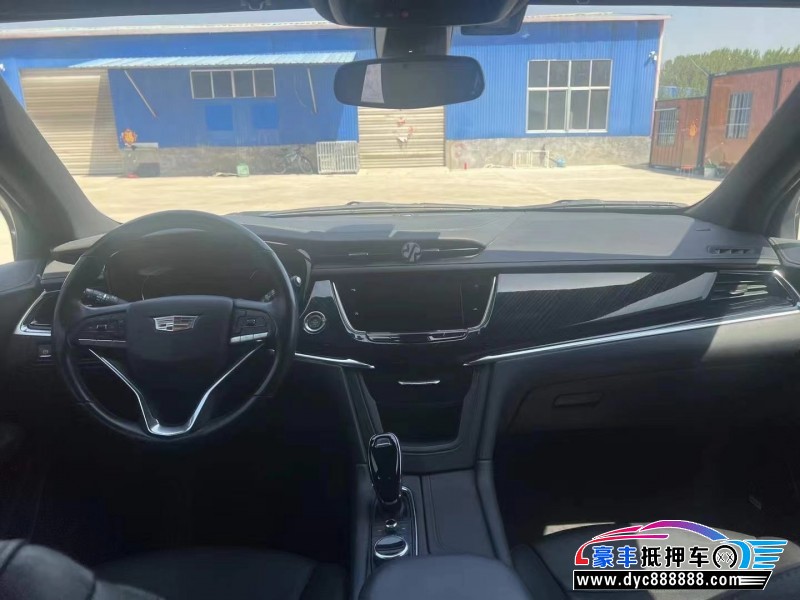 21年凯迪拉克xt6轿车抵押车出售