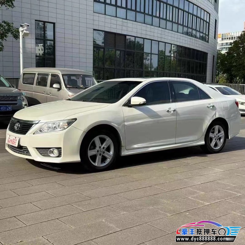 14年丰田凯美瑞轿车抵押车出售