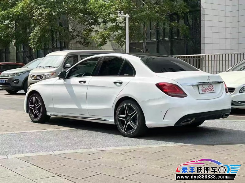 20年奔驰C轿车抵押车出售