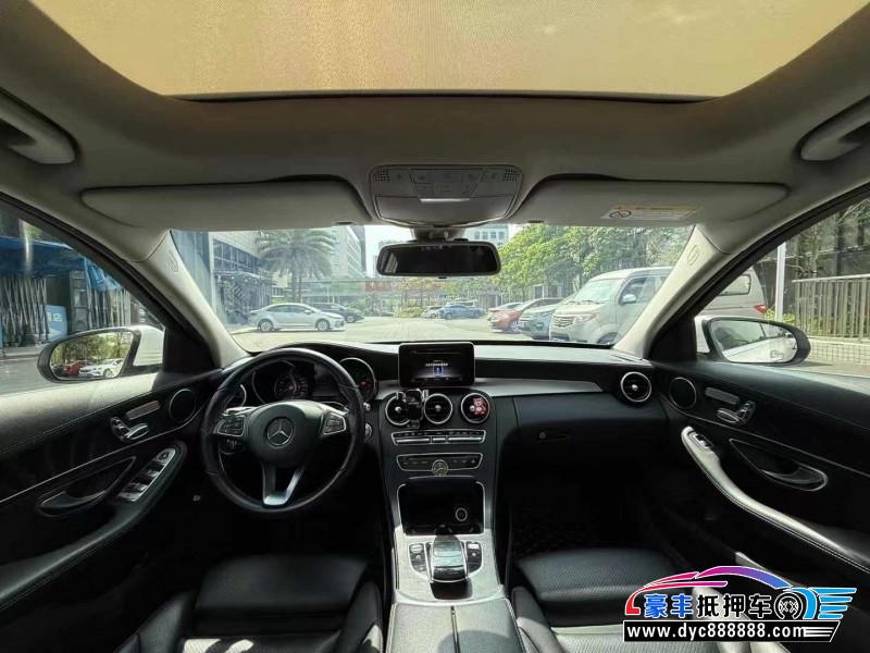 18年奔驰C轿车抵押车出售