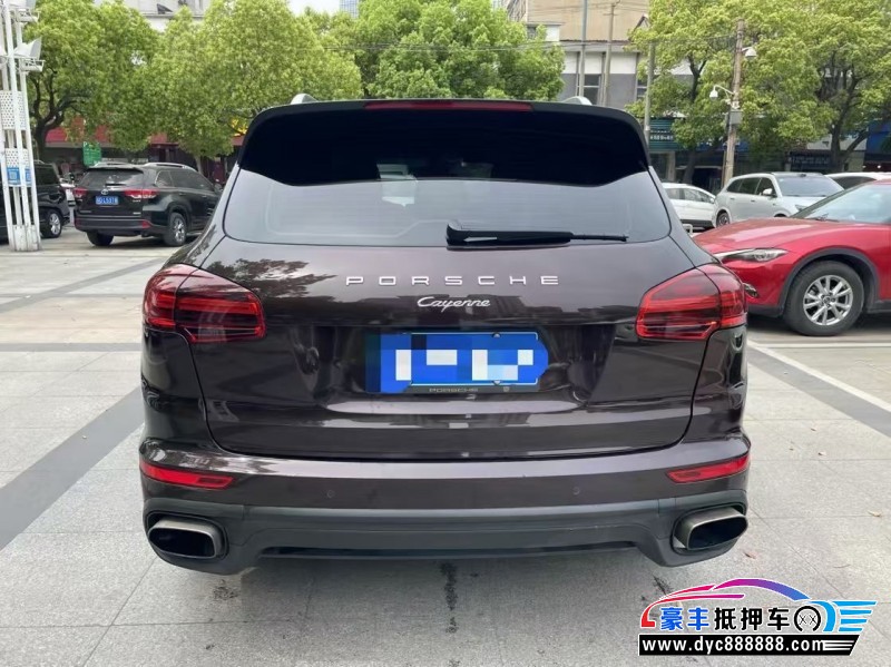 17年保时捷卡宴轿车抵押车出售