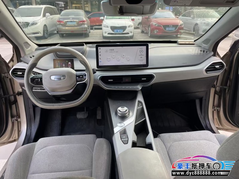 20年吉利几何轿车抵押车出售