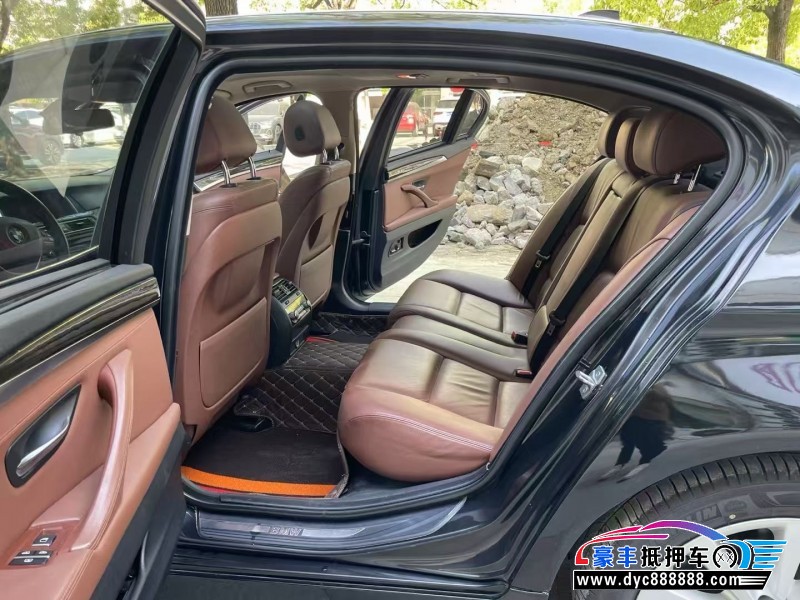 13年宝马5系轿车抵押车出售