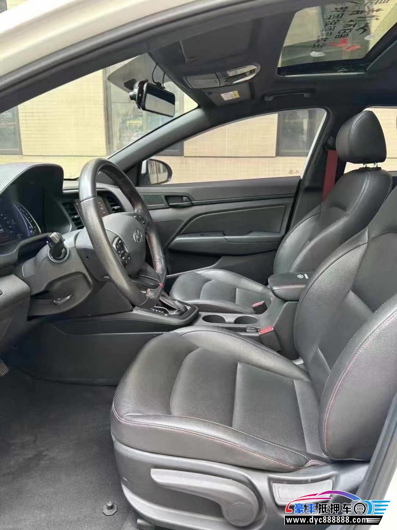 19年现代领动轿车抵押车出售