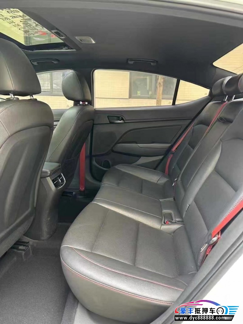 19年现代领动轿车抵押车出售