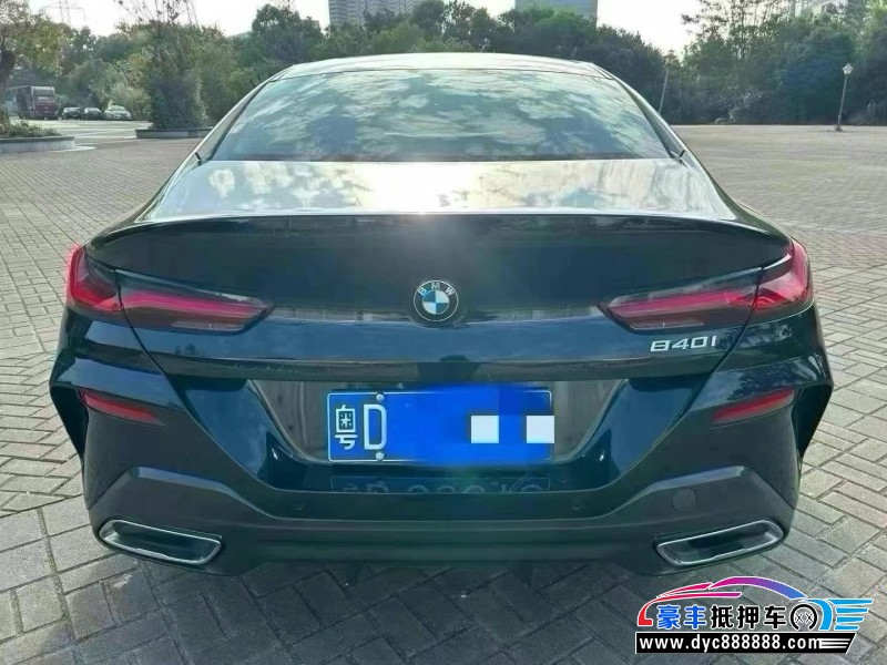 22年宝马8系轿车抵押车出售