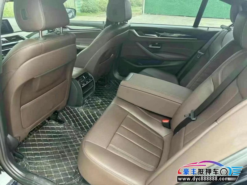 19年宝马5系轿车抵押车出售