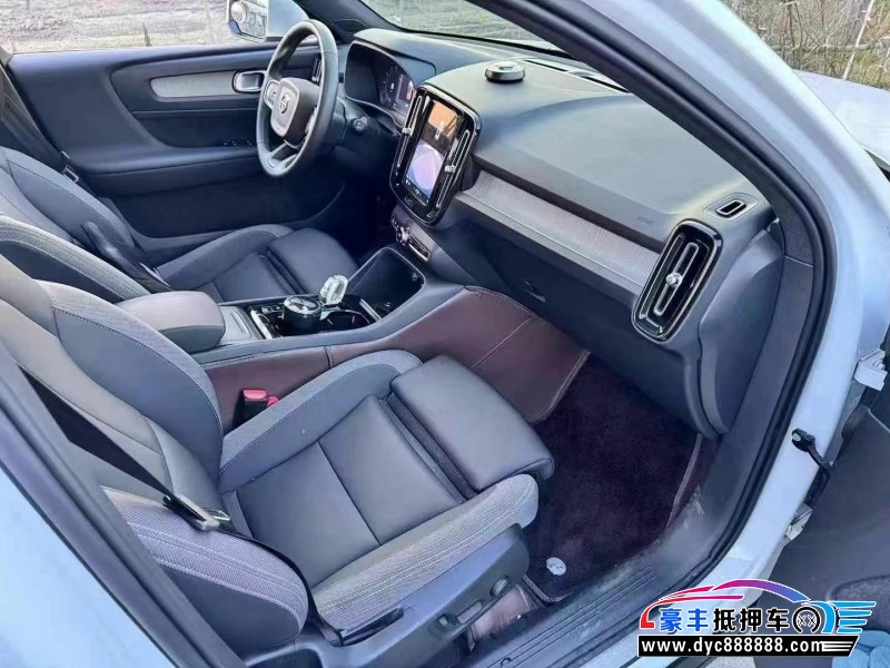 23年沃尔沃XC40SUV抵押车出售