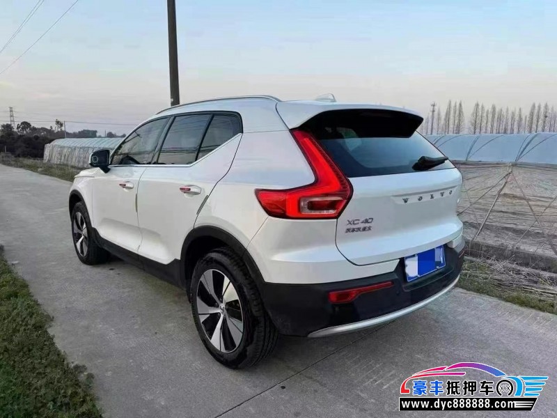 23年沃尔沃XC40SUV抵押车出售