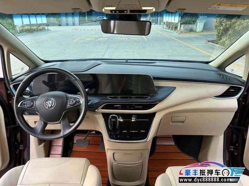 22年别克GL8轿车抵押车出售