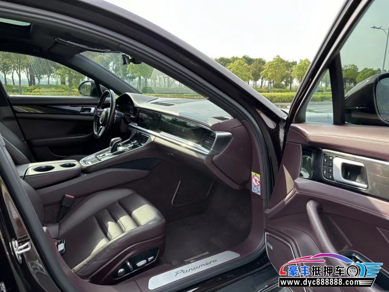 18年保时捷帕纳梅拉轿车抵押车出售