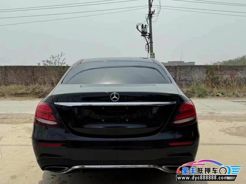 18年奔驰E轿车抵押车出售