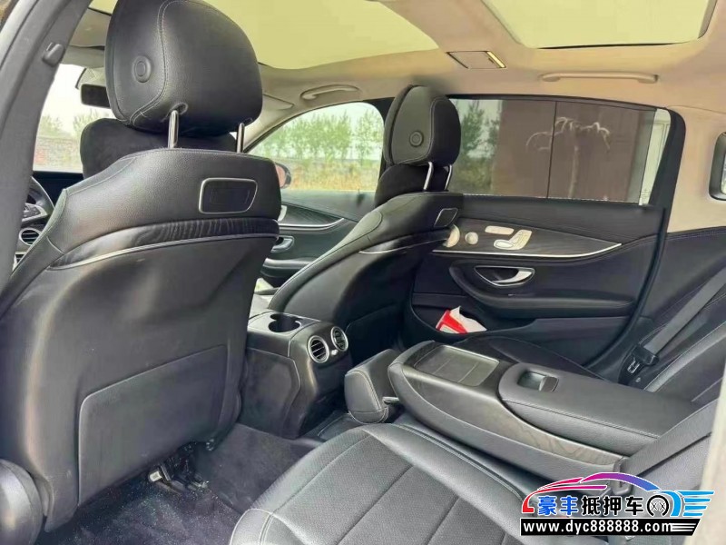 18年奔驰E轿车抵押车出售