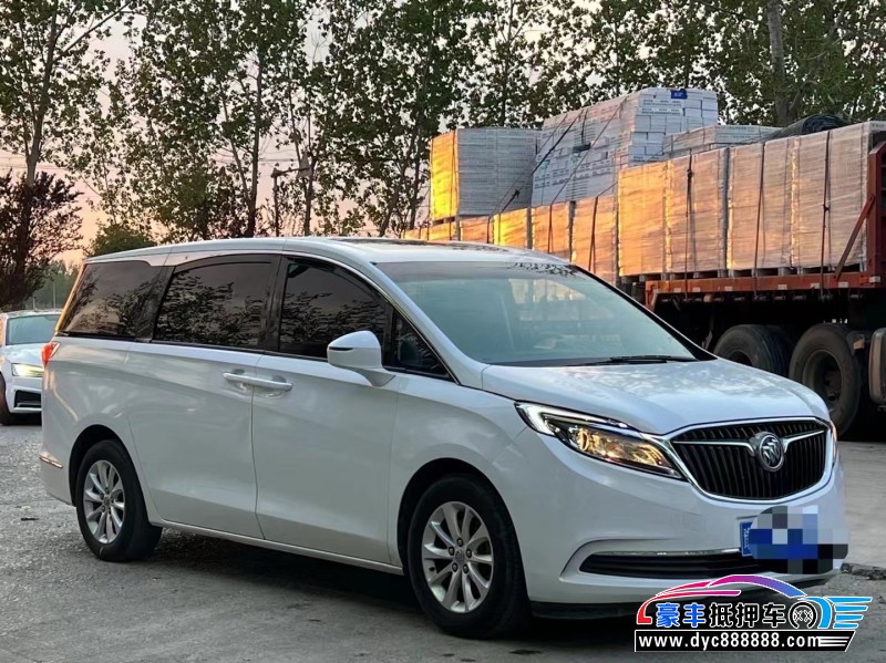 17年别克GL8轿车抵押车出售