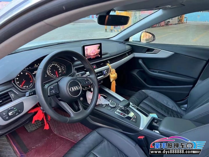 18年奥迪A5轿车抵押车出售