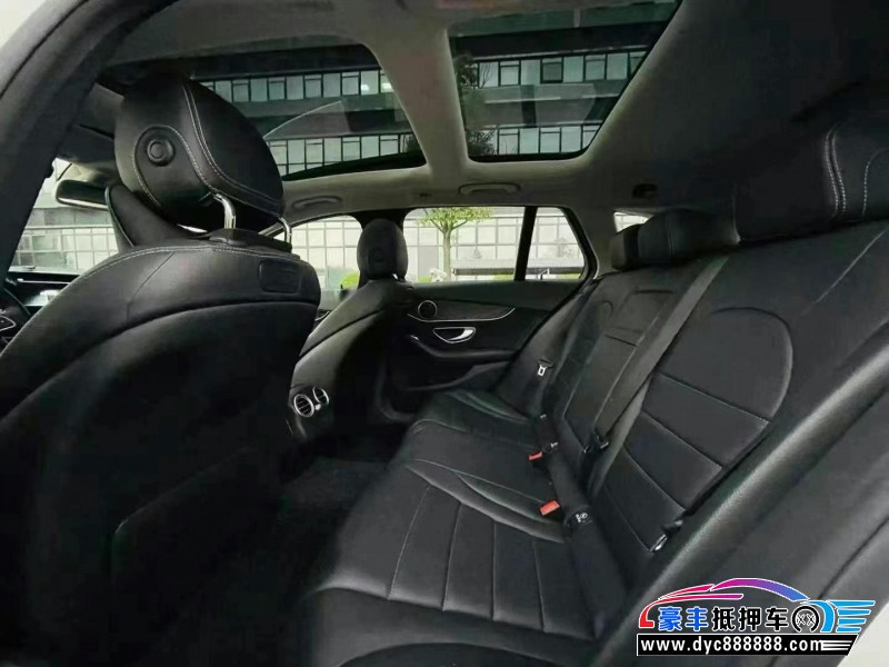 18年奔驰C轿车抵押车出售