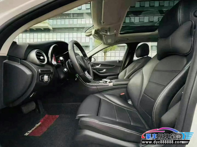 18年奔驰C轿车抵押车出售