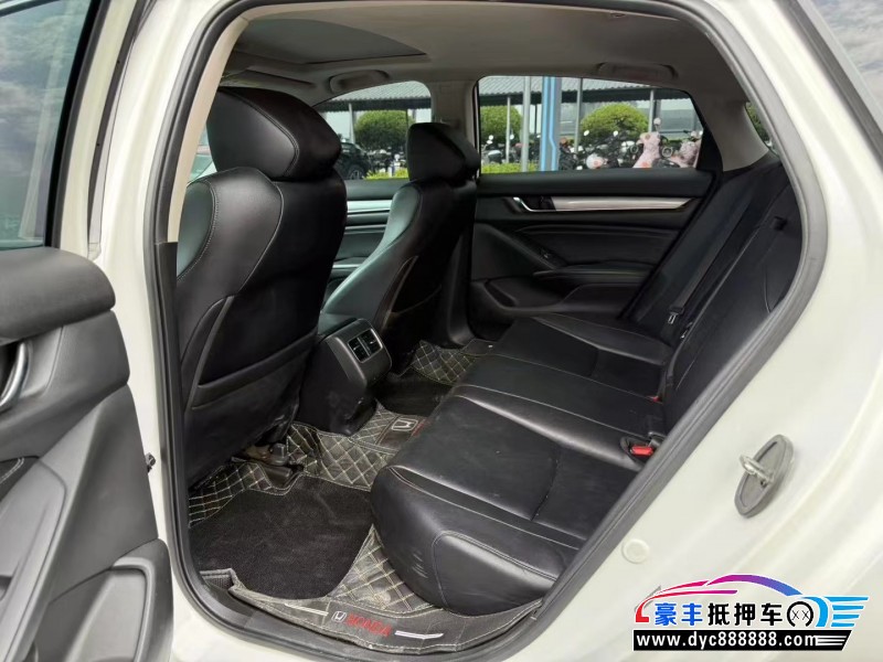 21年本田雅阁轿车抵押车出售