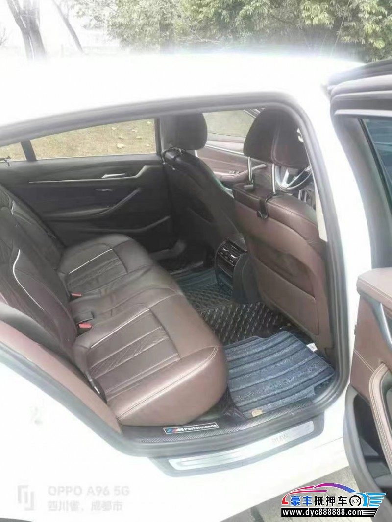 20年宝马5系轿车抵押车出售