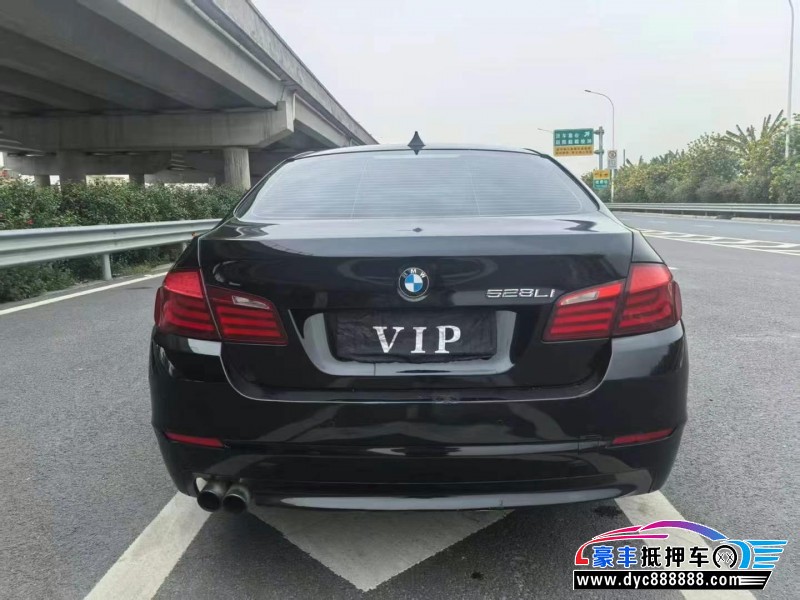11年宝马5系轿车抵押车出售