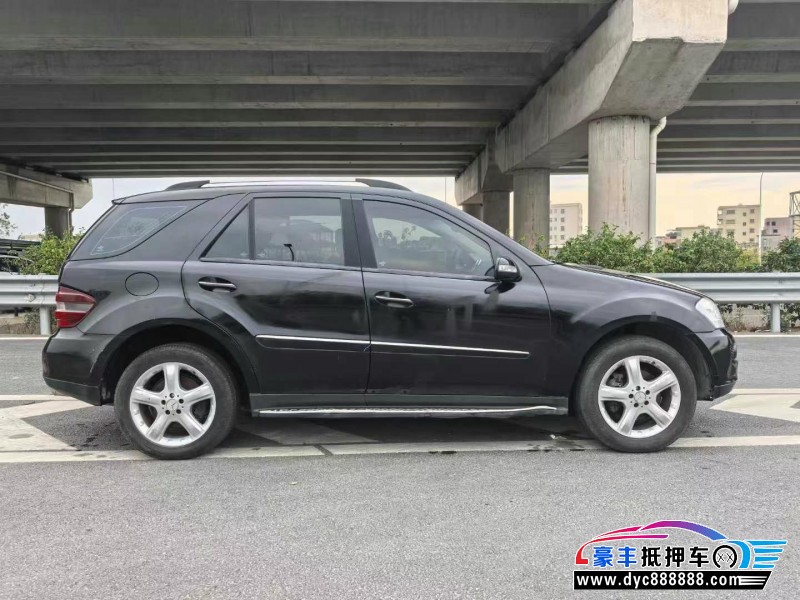 07年奔驰ML轿车抵押车出售