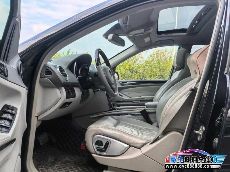 08年奔驰GL轿车抵押车出售