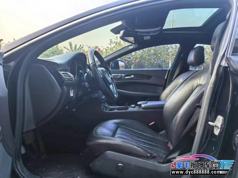 13年奔驰CLS轿车抵押车出售