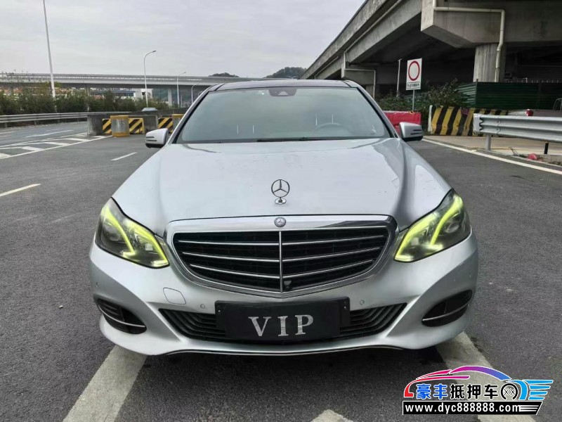 14年奔驰E轿车抵押车出售