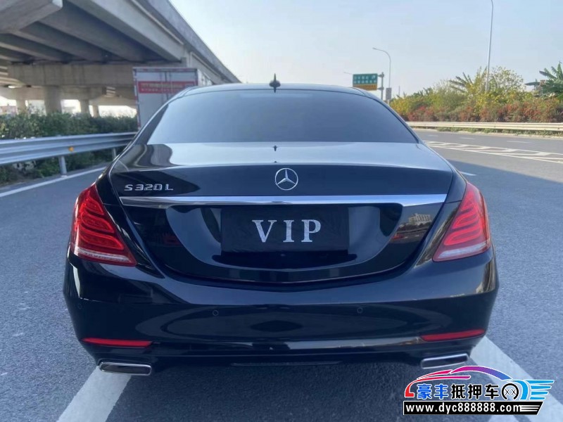 17年奔驰S轿车抵押车出售