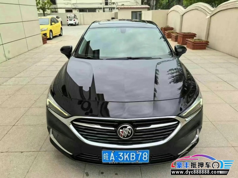 20年别克君越轿车抵押车出售