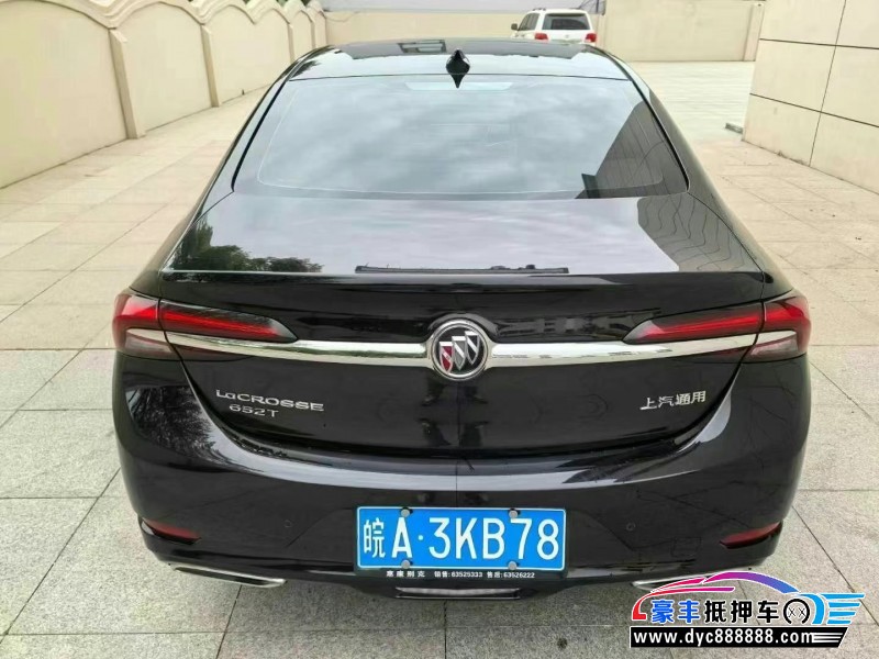 20年别克君越轿车抵押车出售