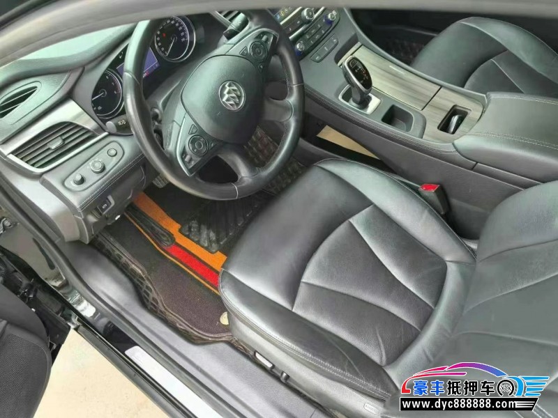 20年别克君越轿车抵押车出售