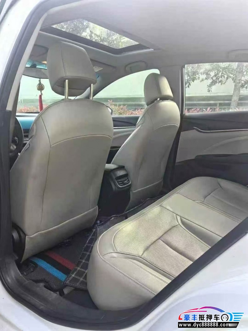 20年别克英朗轿车抵押车出售