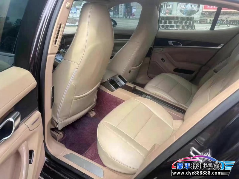 12年保时捷帕纳梅拉跑车抵押车出售