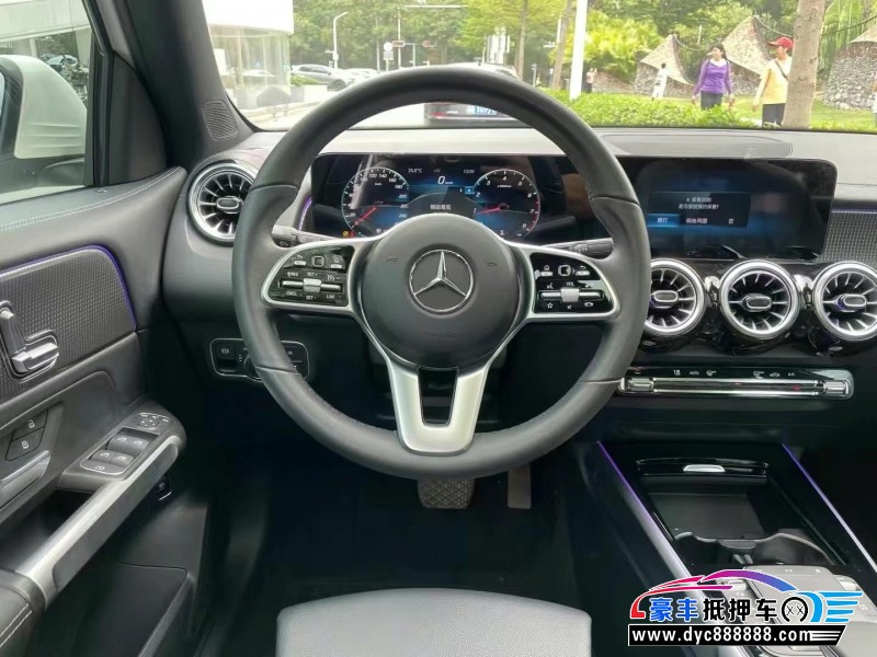 21年奔驰GLB轿车抵押车出售