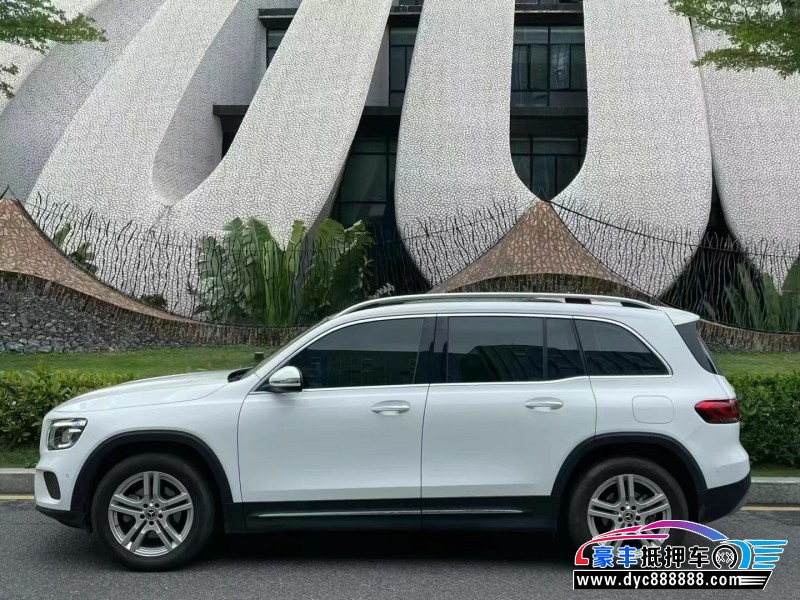 21年奔驰GLB轿车抵押车出售