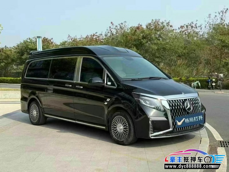 23年奔驰威霆轿车抵押车出售