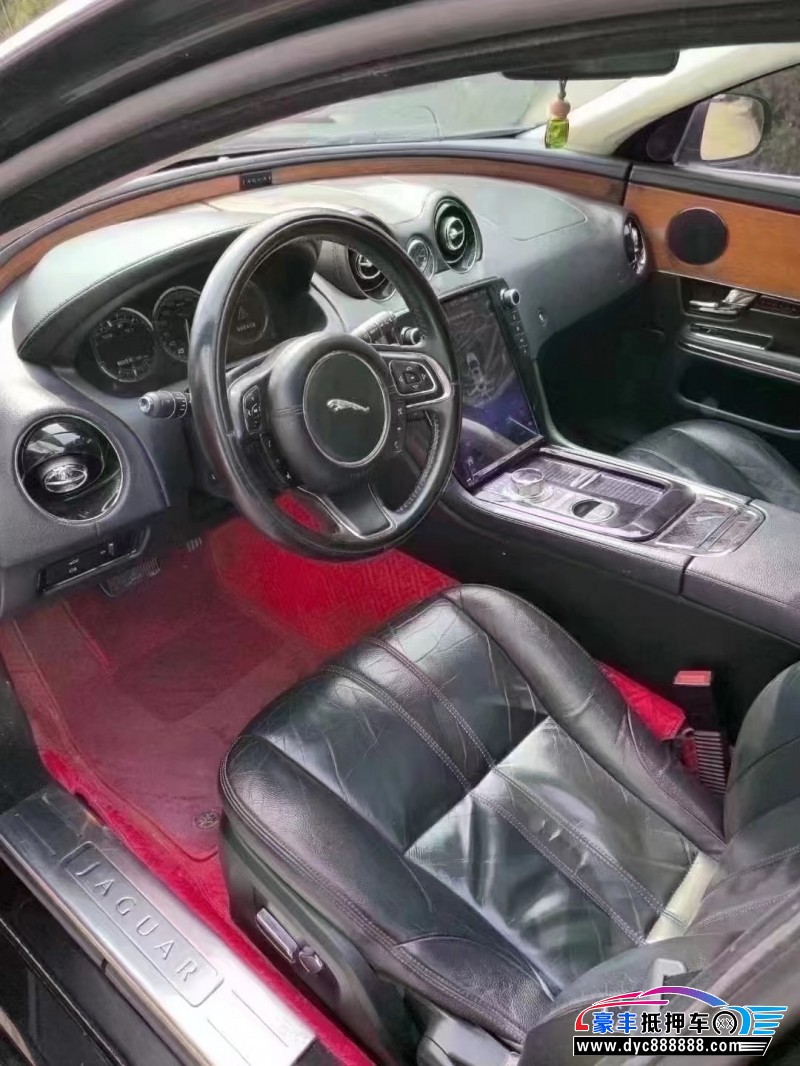 13年捷豹XJL轿车抵押车出售