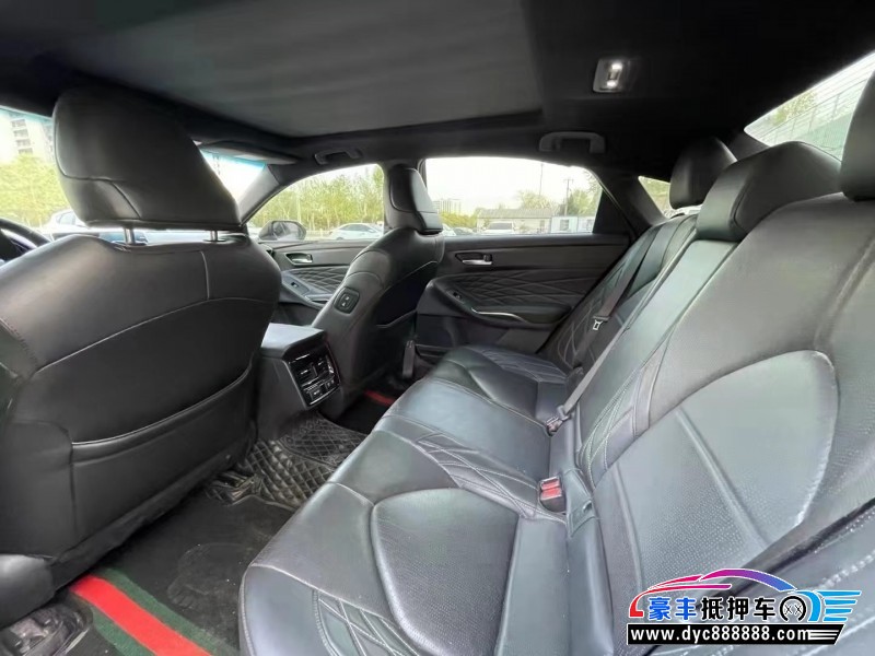 20年丰田亚洲龙轿车抵押车出售