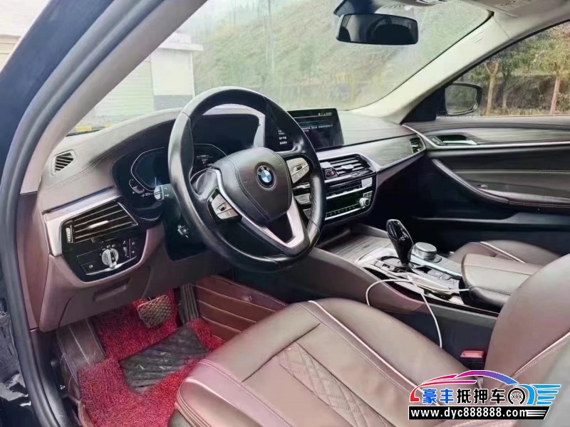 20年宝马5系轿车抵押车出售