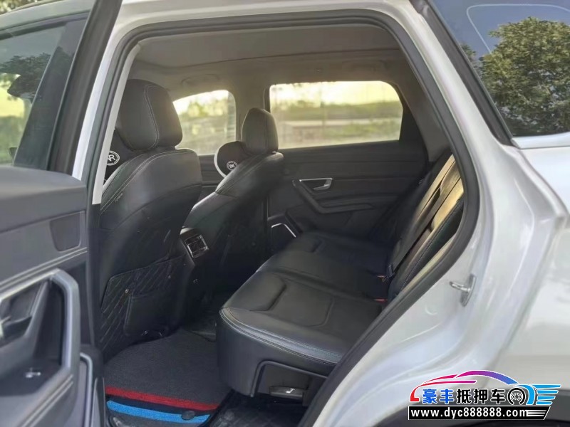 20年比亚迪宋轿车抵押车出售