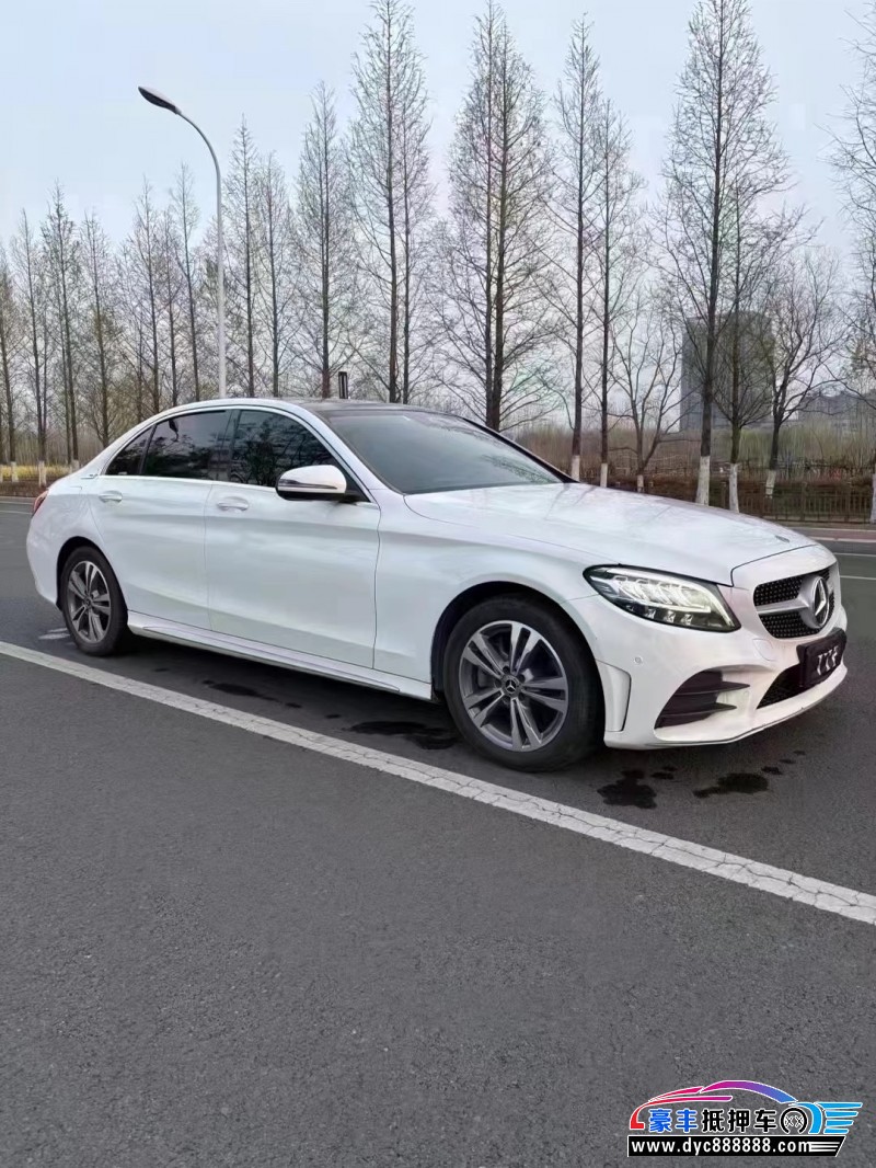 20年奔驰C轿车抵押车出售