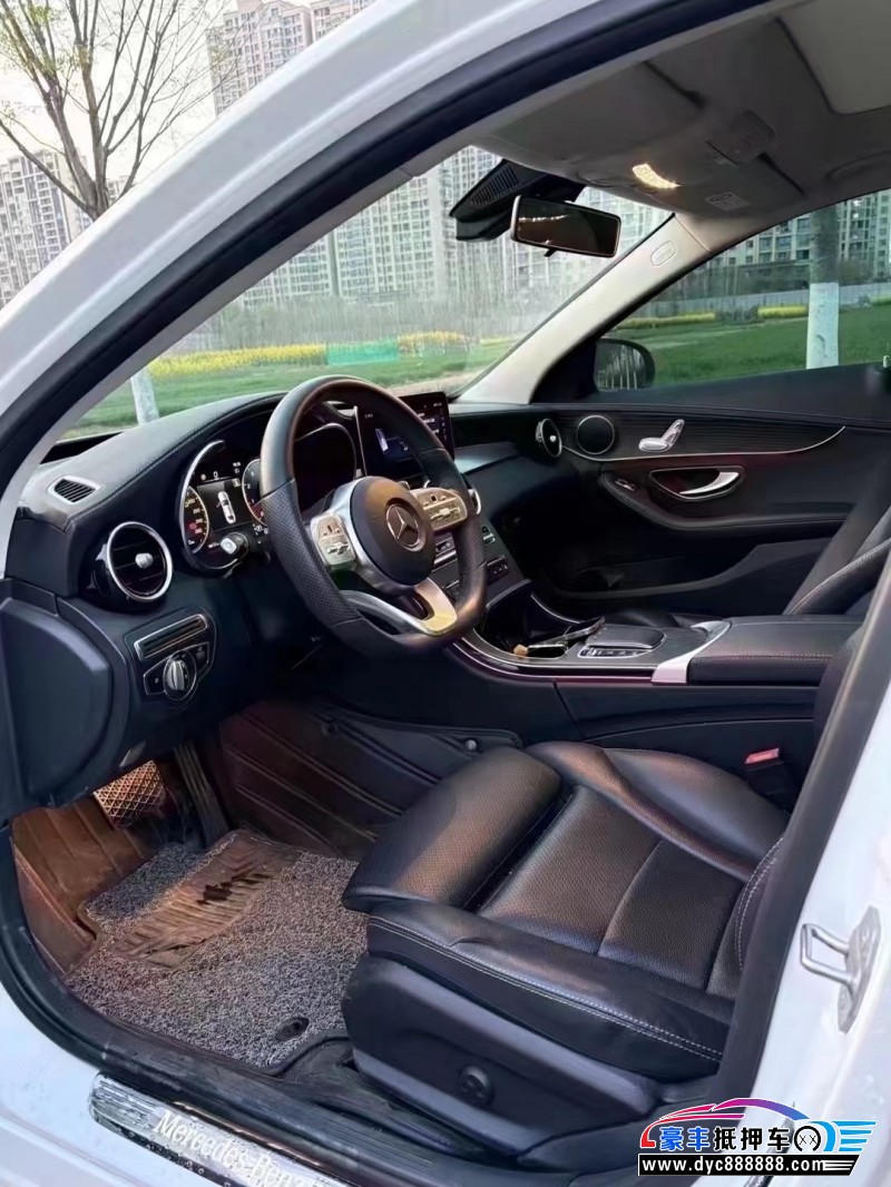 20年奔驰C轿车抵押车出售