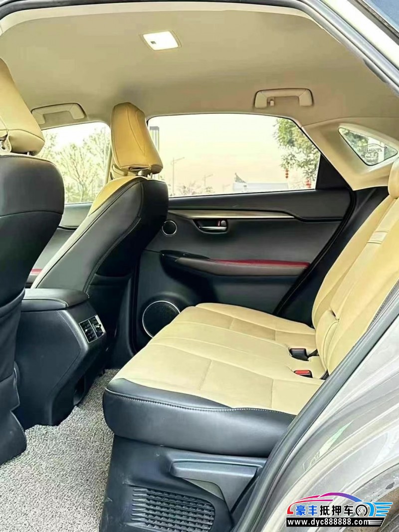 19年雷克萨斯NX轿车抵押车出售