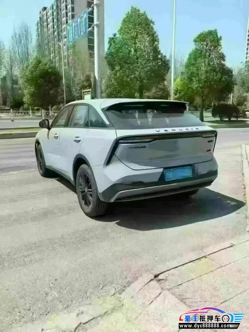 25年启辰大V轿车抵押车出售